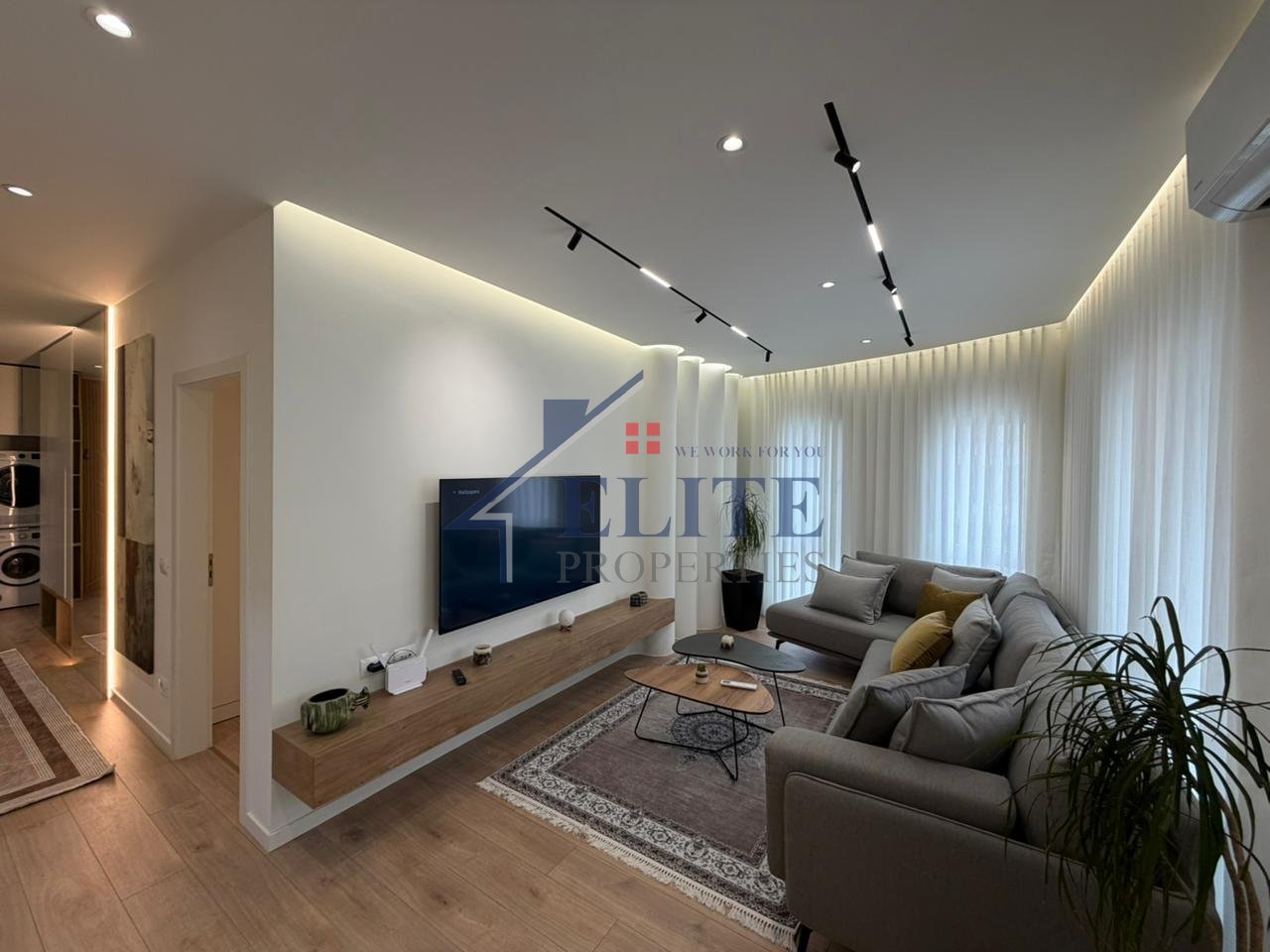 Zogu i Zi, apartament modern 2+1 në shitje
