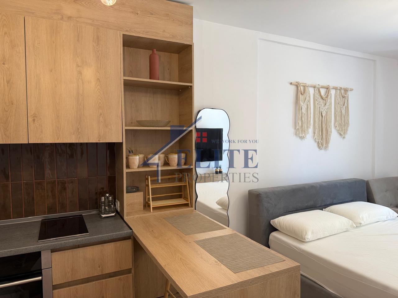 Drymadhes, garzoniere + post parkimi ne shitje