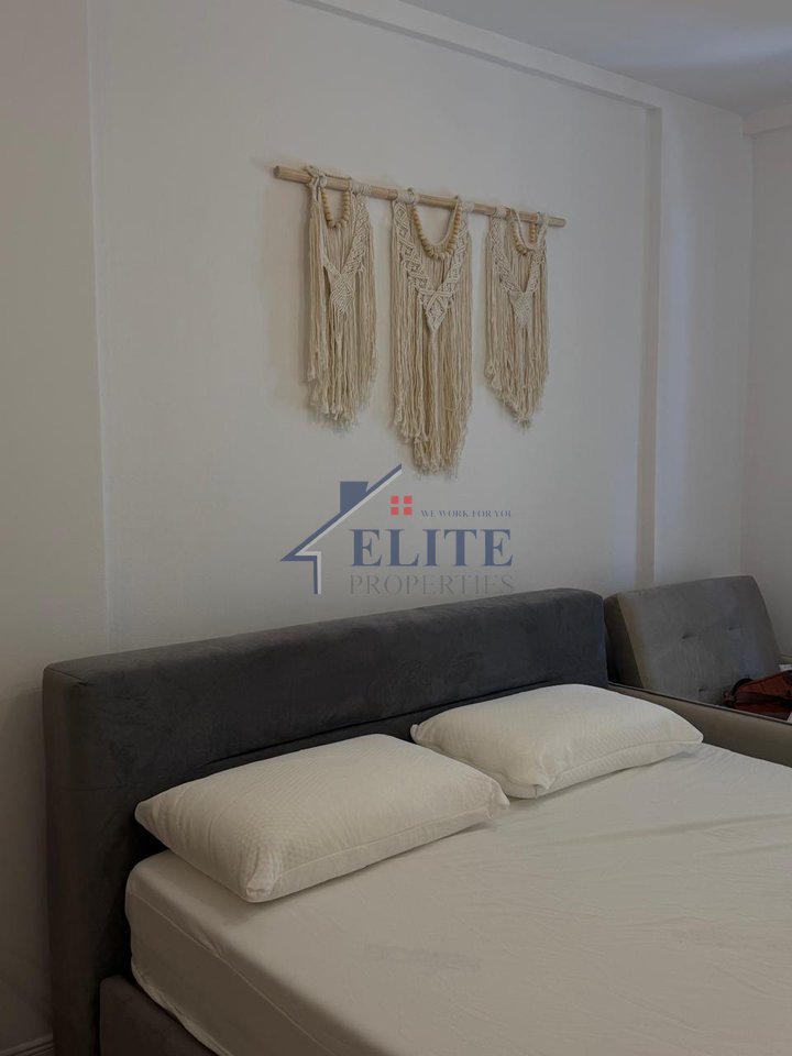 Drymadhes, garzoniere + post parkimi ne shitje