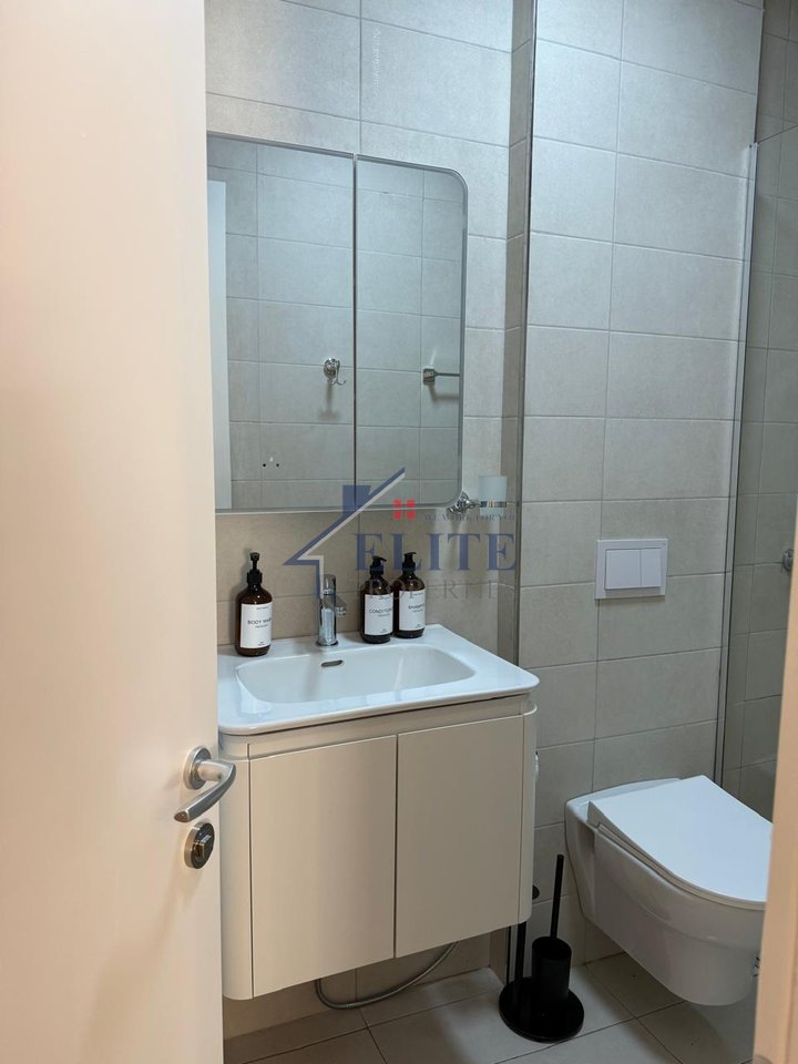 Drymadhes, garzoniere + post parkimi ne shitje