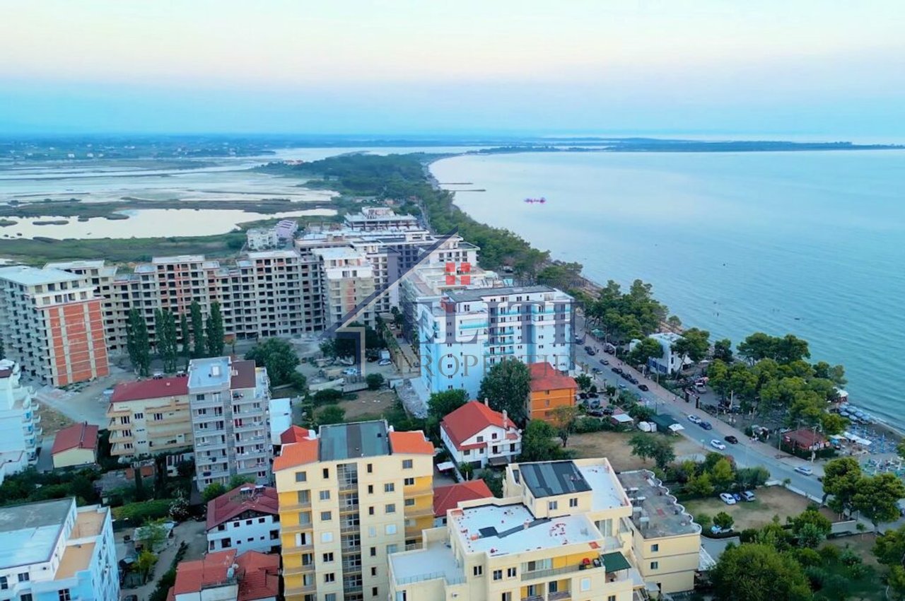 Shëngjin, apartament 1+1 në shitje