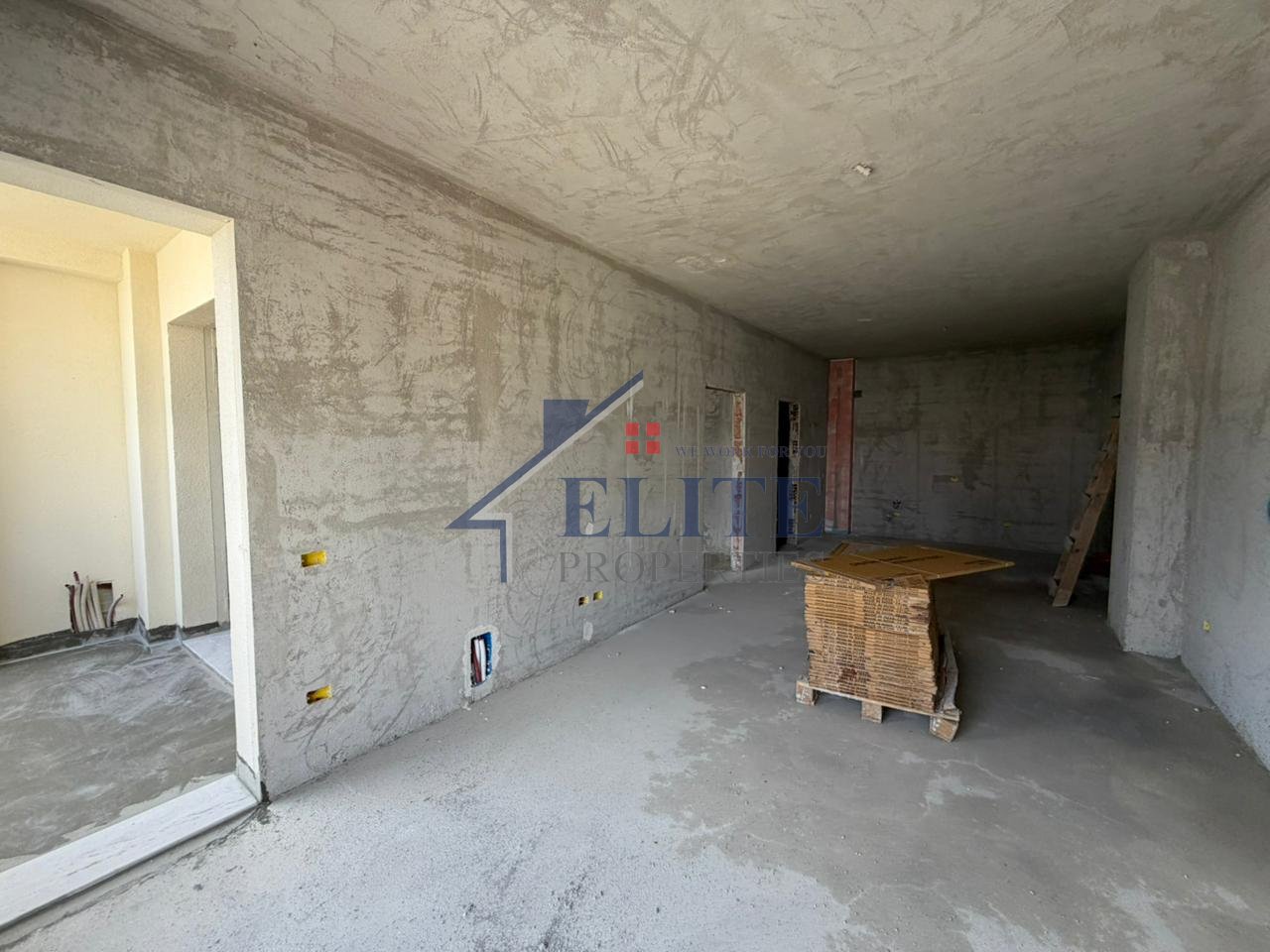 Family Residence Paskuqan, apartament 1+1 në shitje