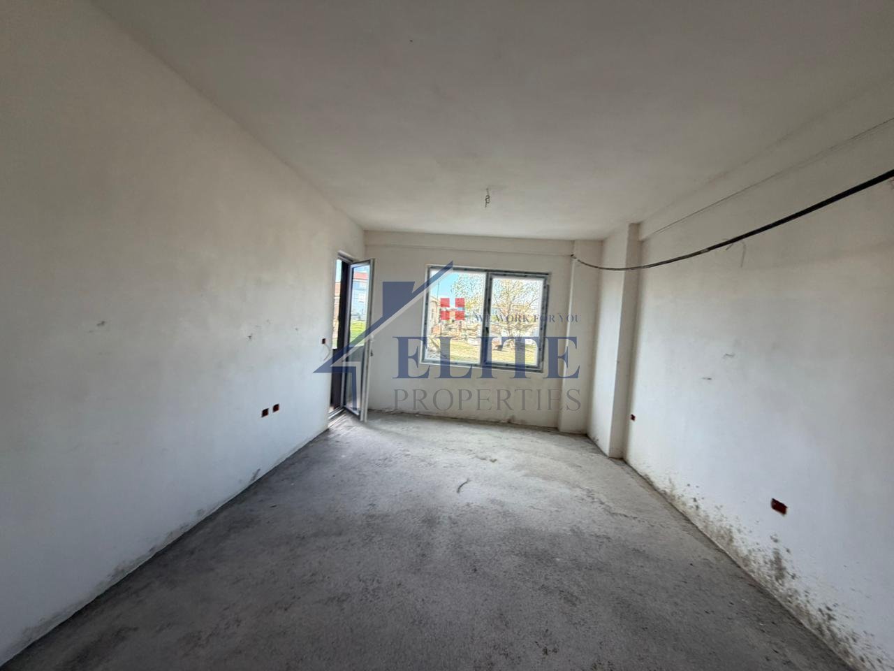 Paskuqan, apartament 1+1 në shitje