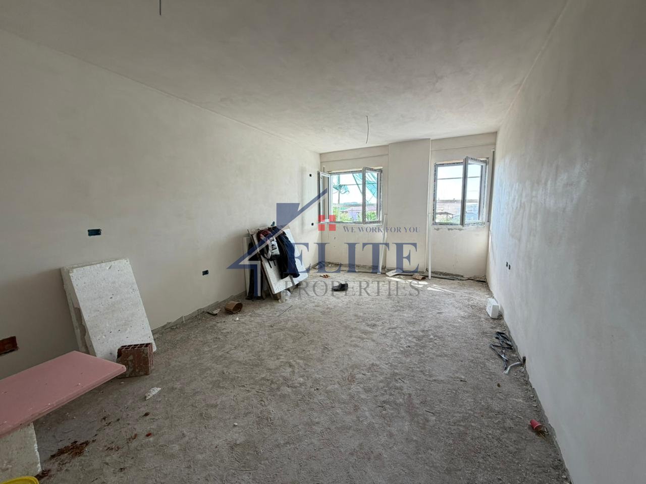 Rezidenca Platinium II Paskuqan, apartament 1+1 në shitje