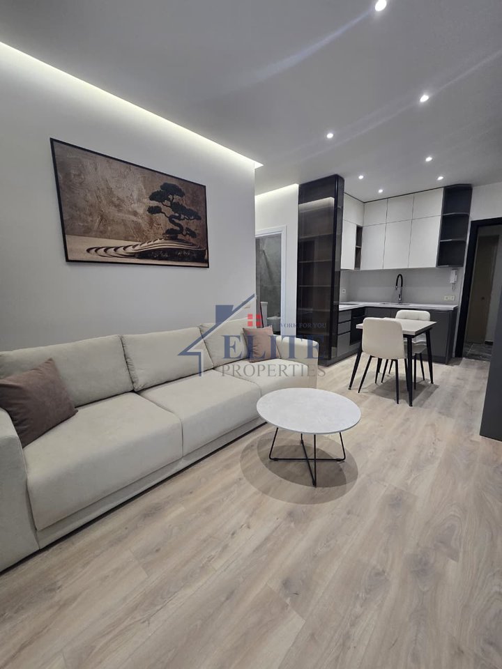 Golden Tower, modern one bedroom apartment for rent