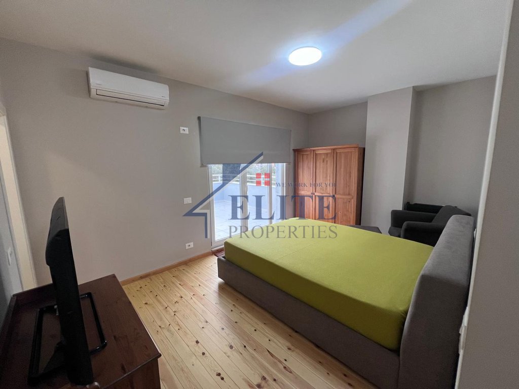 Luxury penthouse for rent with veranda at the "Zoo Garden"