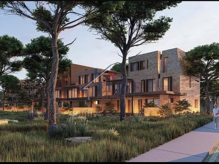 Lura 5 – Gjiri i Lalzit, vilë elitare në shitje