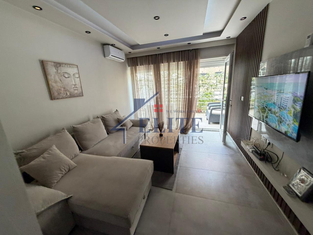 Kodra e Diellit 2, appartamento 1+1 in vendita