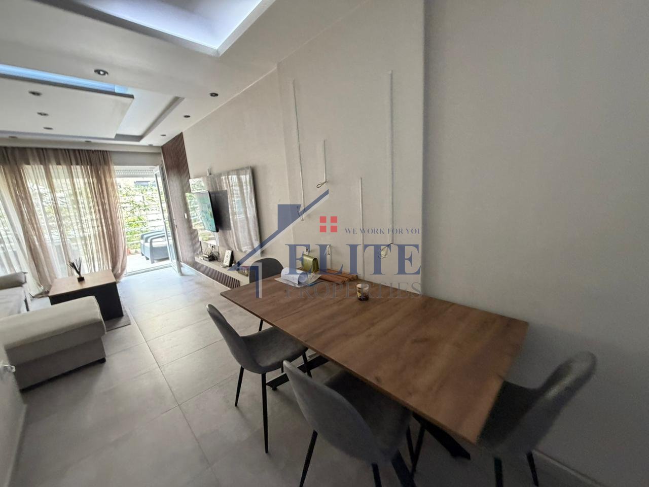 Kodra e Diellit 2, appartamento 1+1 in vendita