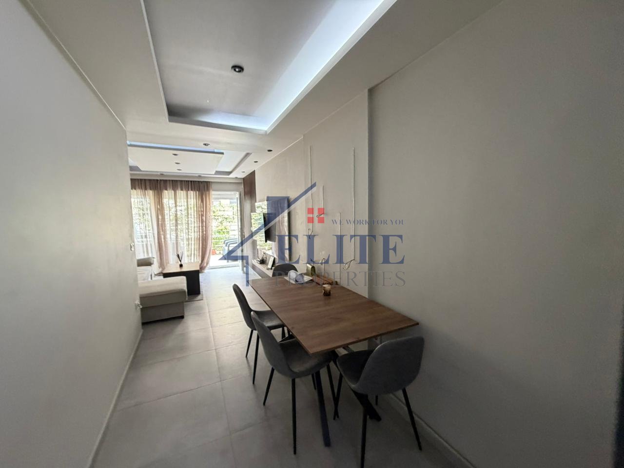 Kodra e Diellit 2, appartamento 1+1 in vendita