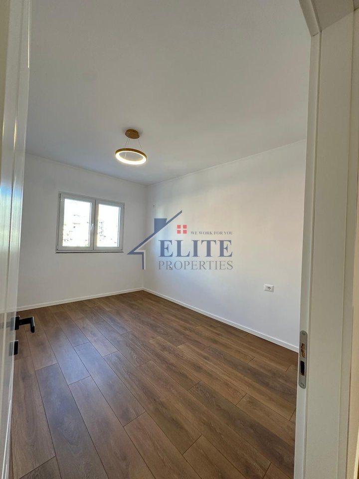 Near the Faculty of Sciences, two bedroom apartment for sale