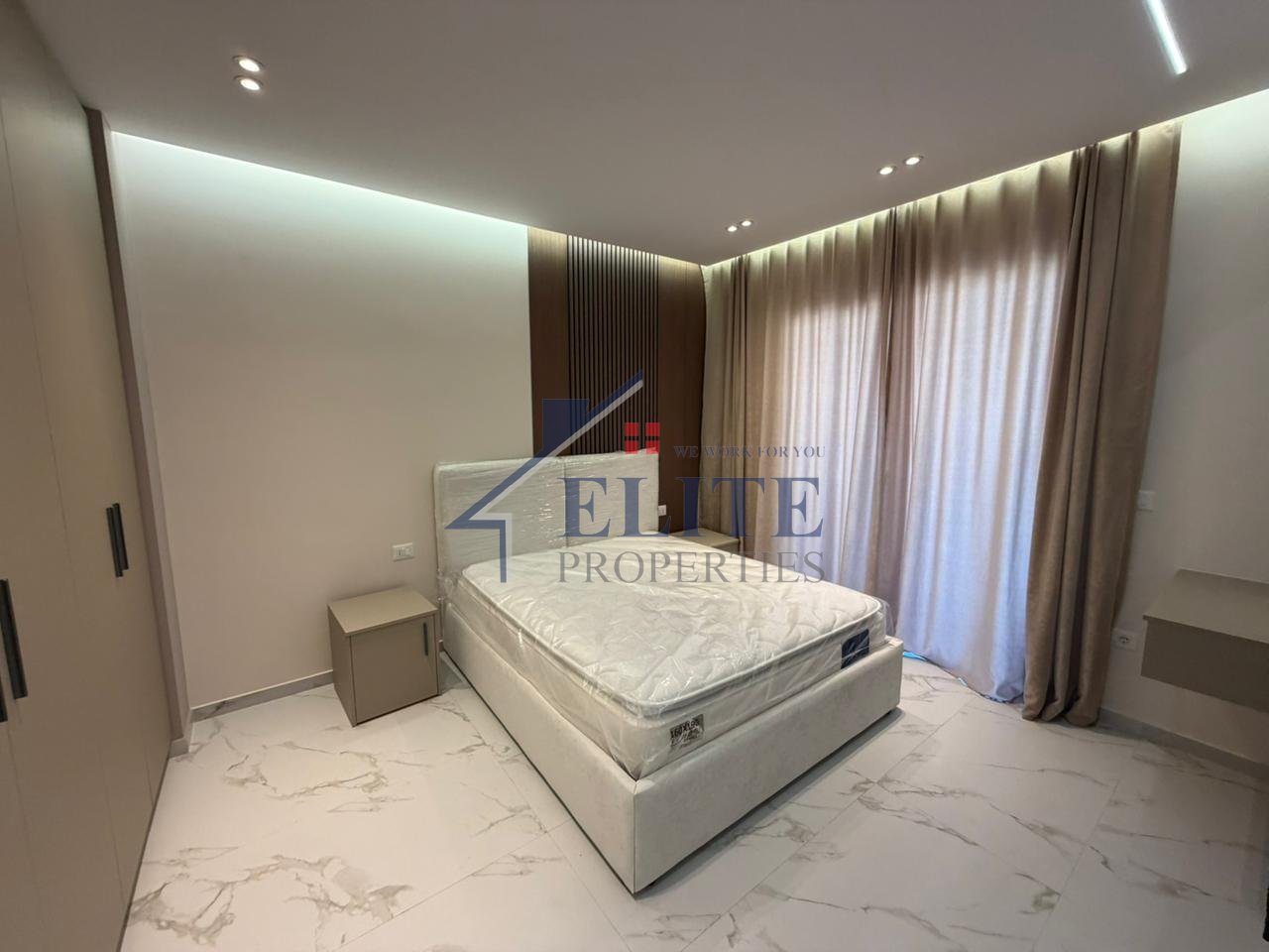 Aura Complex, Dritan Hoxha Street, super one bedroom apartment for rent