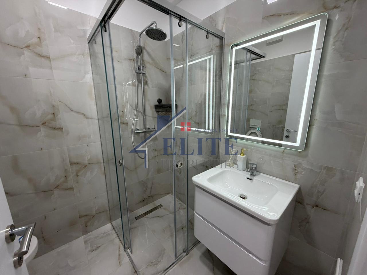 Complex E-88, on Dritan Hoxha street, one bderoom apartment for rent