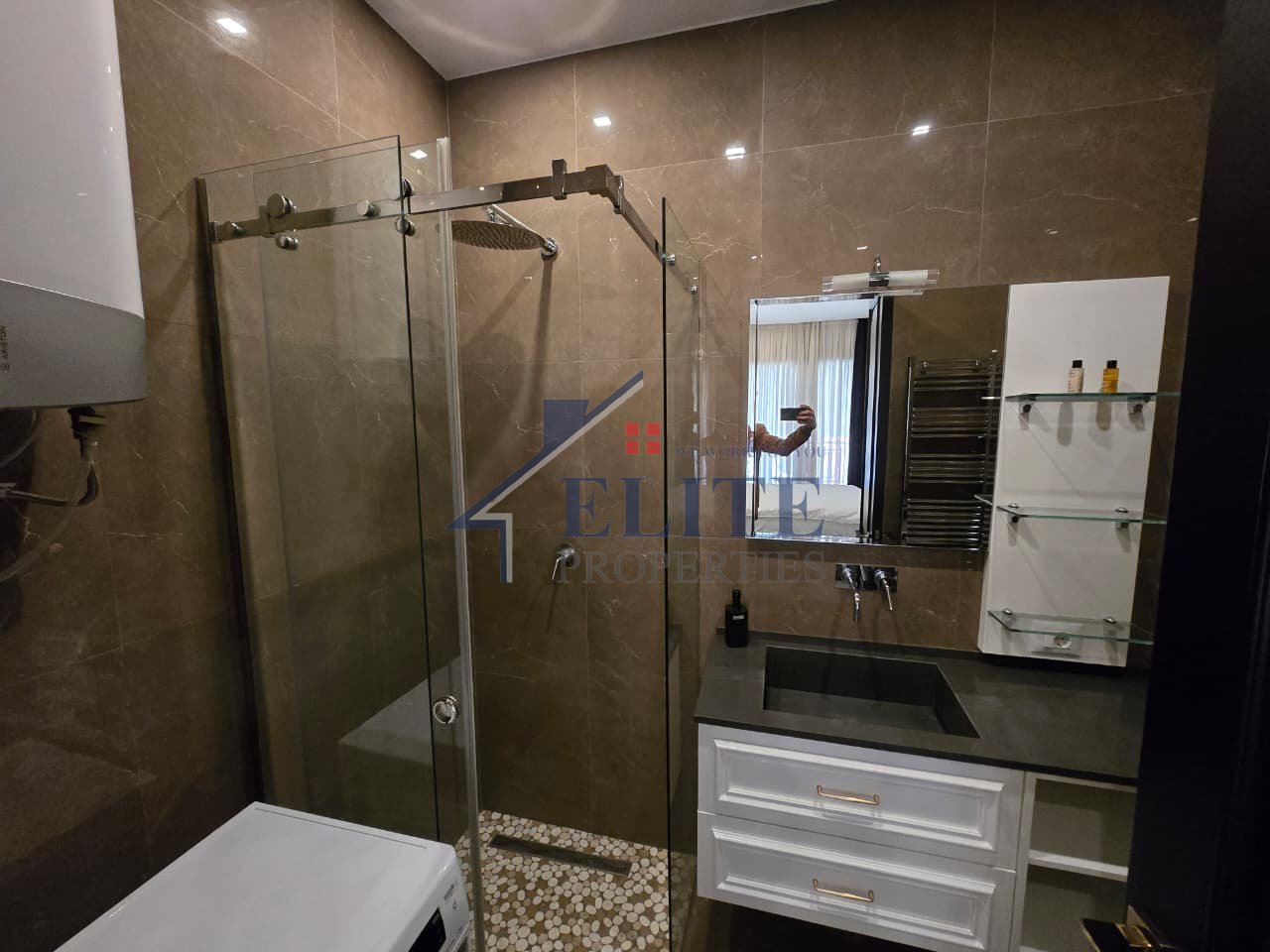 Kompleksi Delijorgji, apartament 2+1 me qira