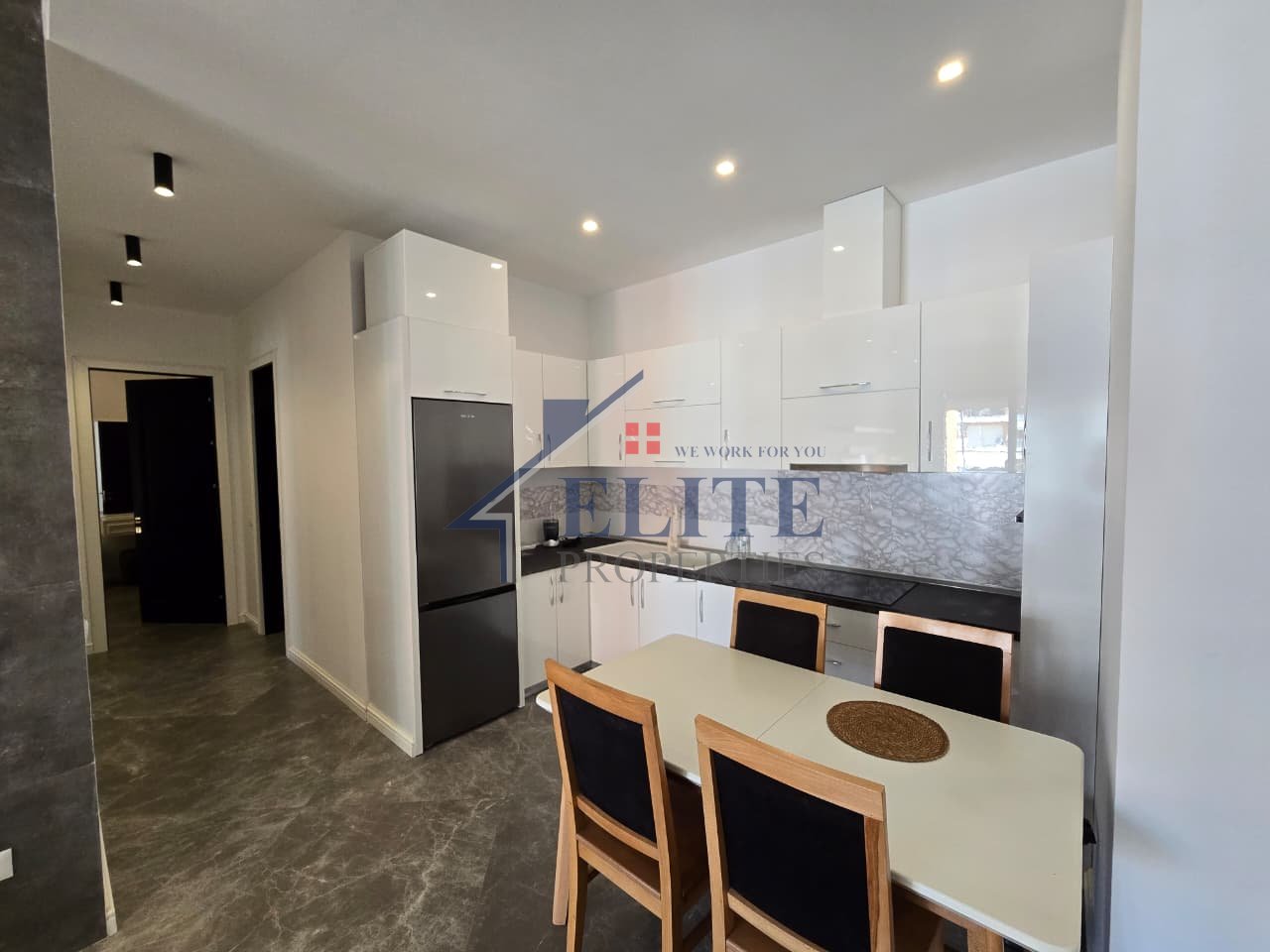 Kompleksi Delijorgji, apartament 2+1 me qira