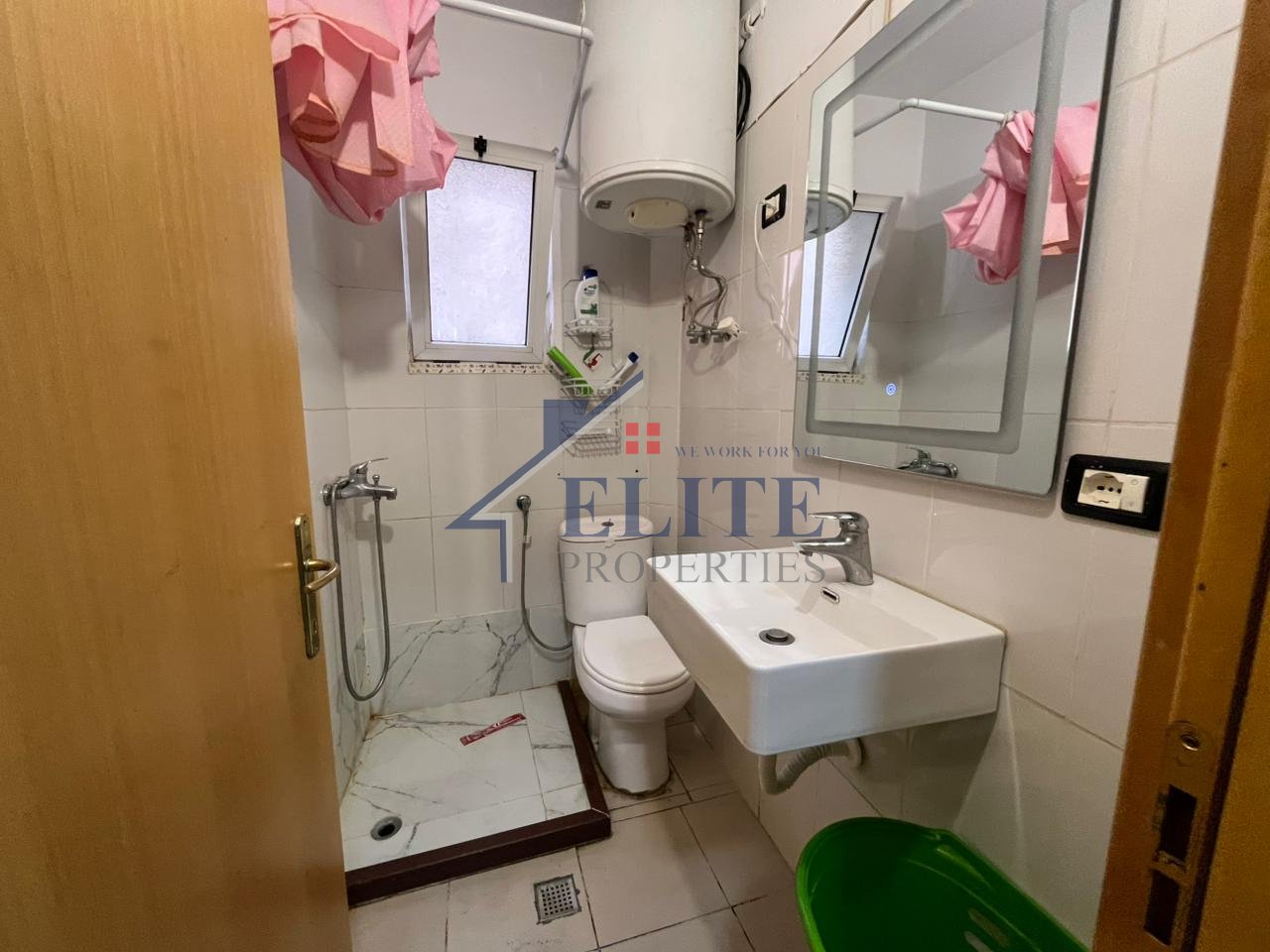 Rruga Fortuzi, apartament 1+1 me verandë për qira
