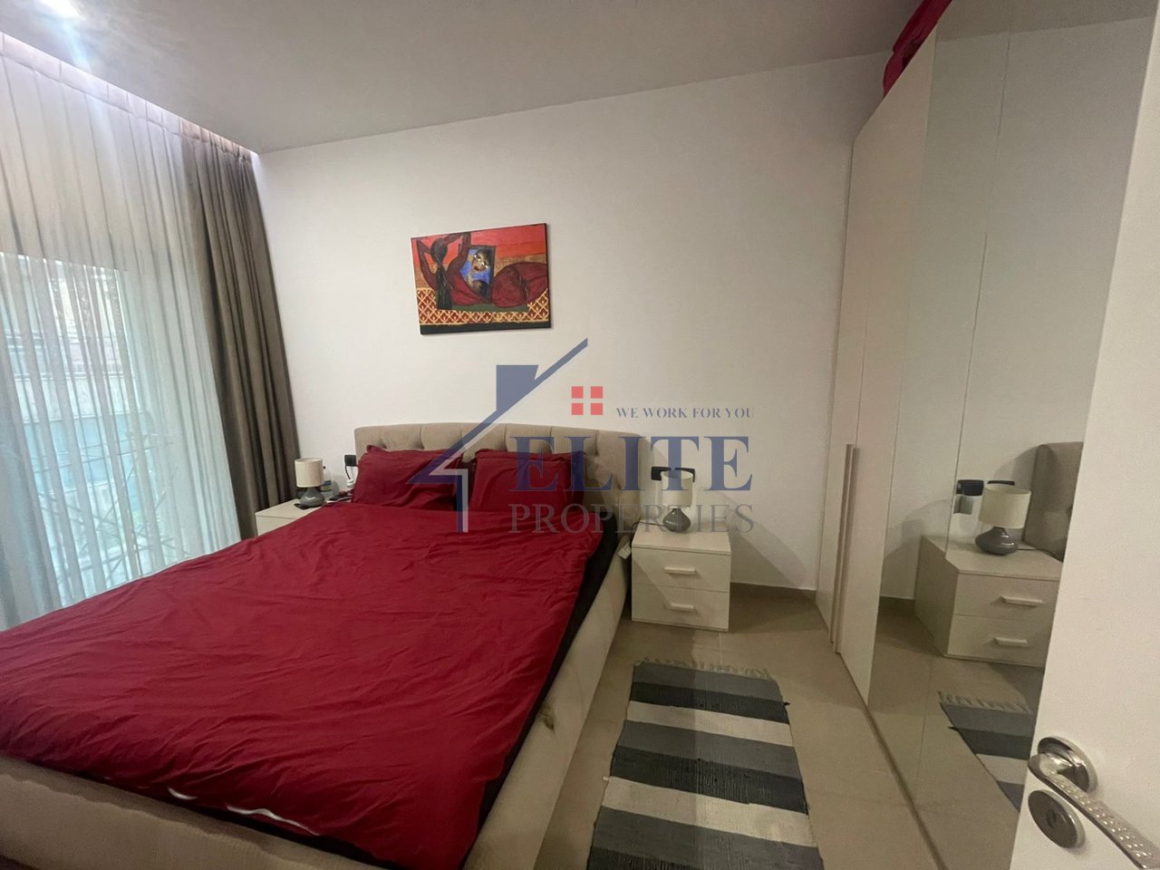 Pranë Gjimnazit Ismail Qemali, apartament 1+1 me qira