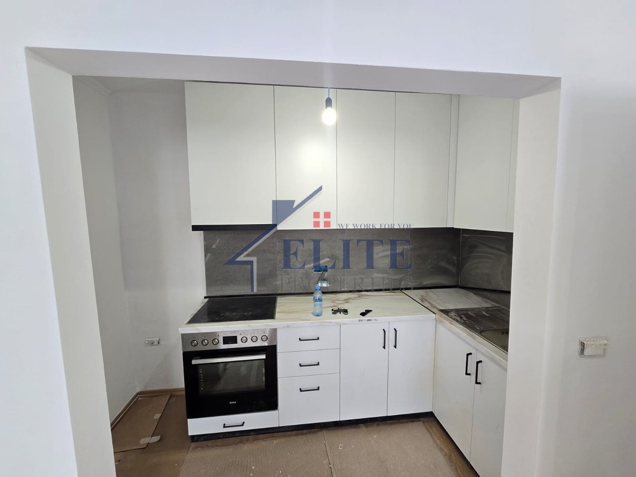 Xhamllik, apartament 2+1 me qera