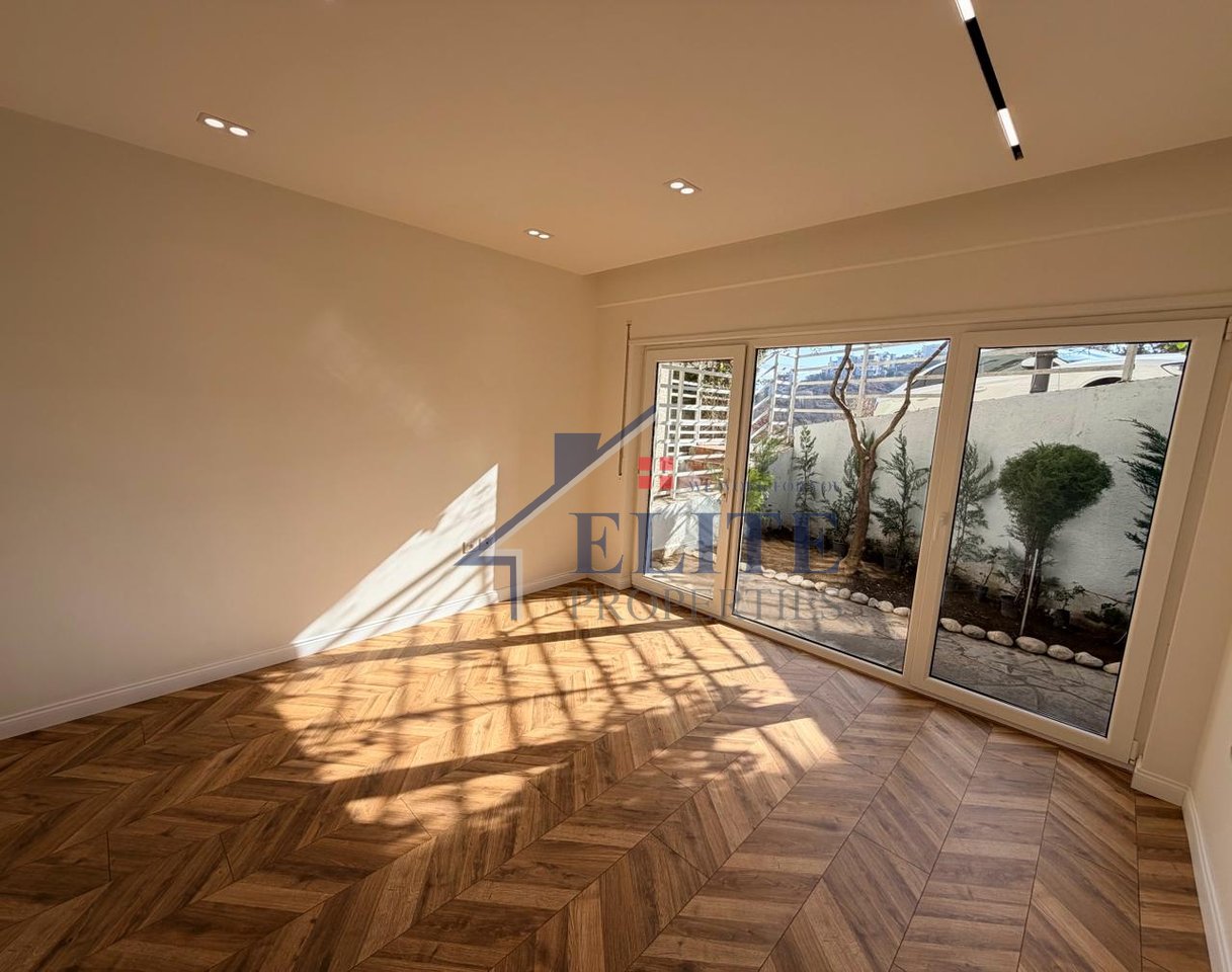 Rezidenca Kodra e Diellit 1, zgjatimi, Shitet Apartament 1+1 me oborr
