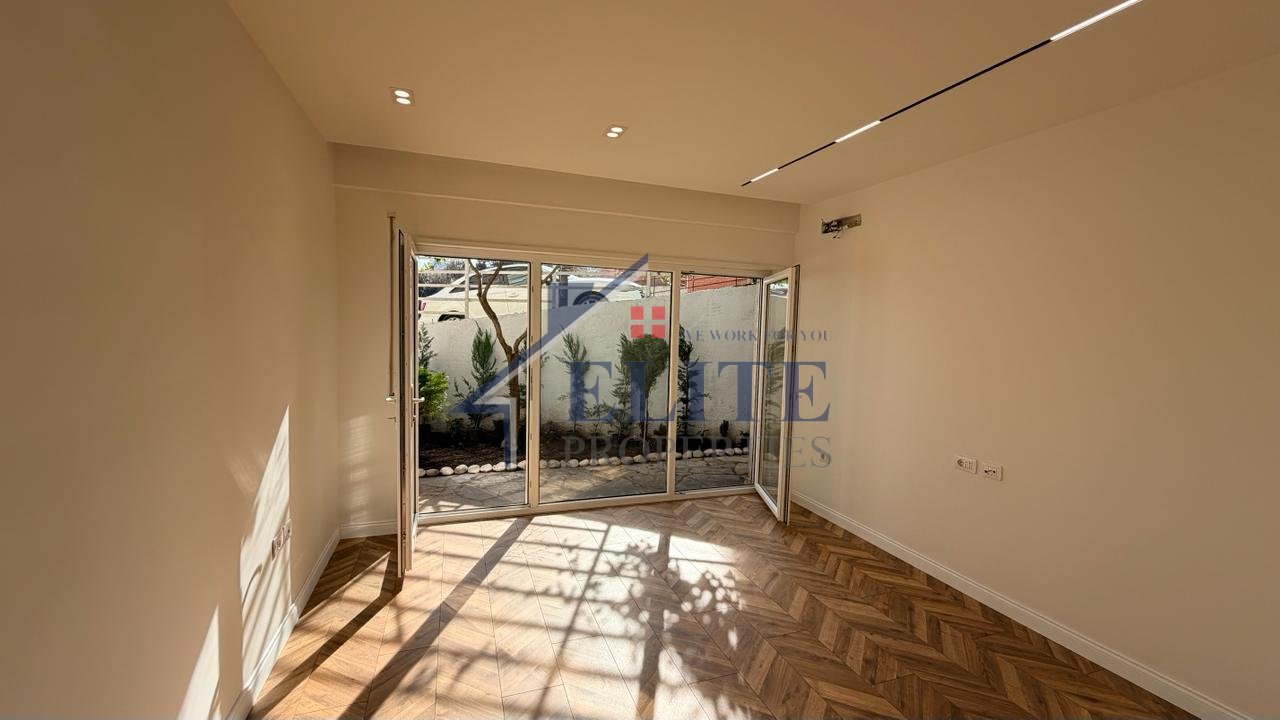 Rezidenca Kodra e Diellit 1, zgjatimi, Shitet Apartament 1+1 me oborr