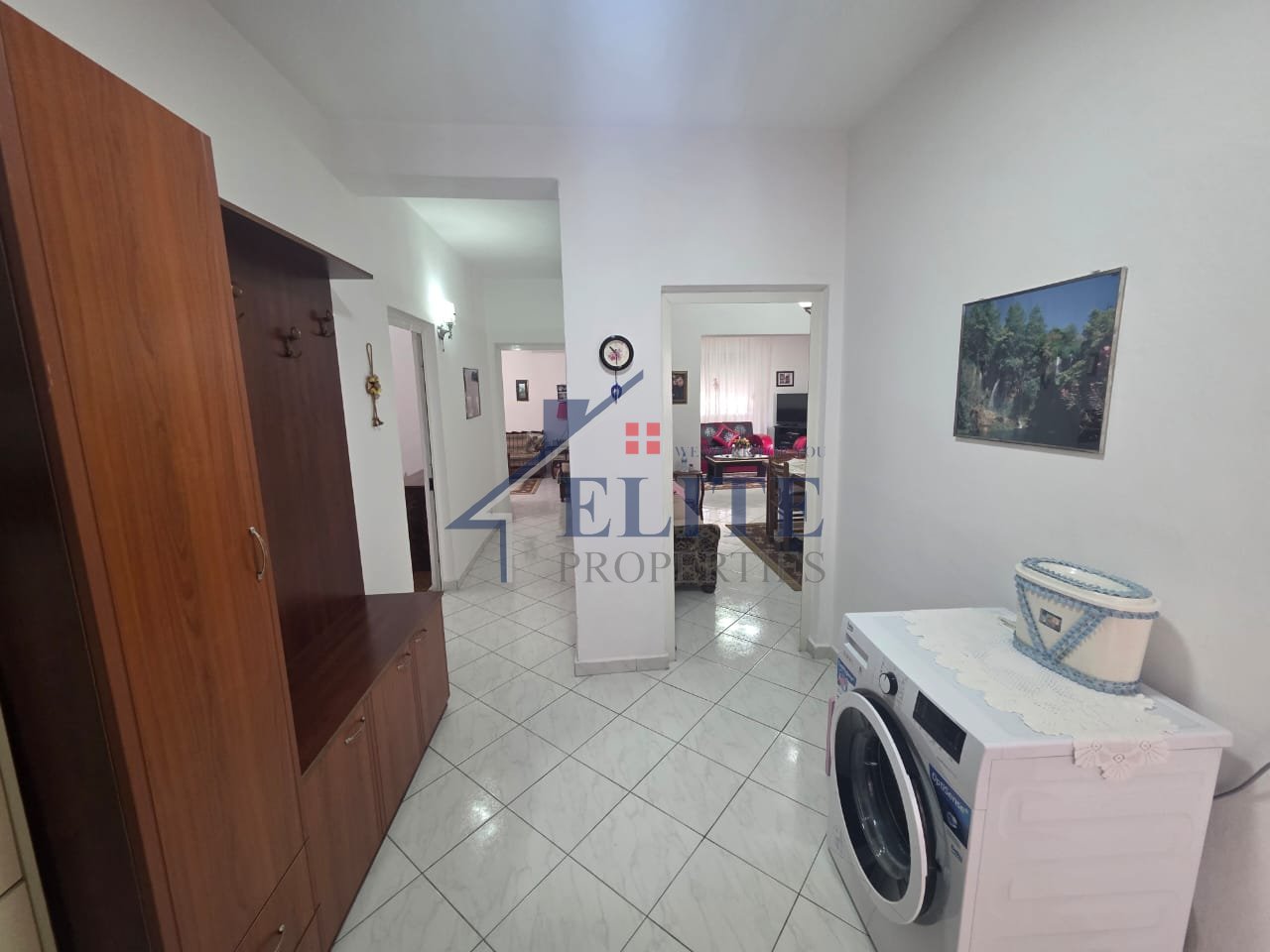 Via Fortuzi (Vicino alla Scuola Jeronim De Rada), appartamento 2+1 in vendita