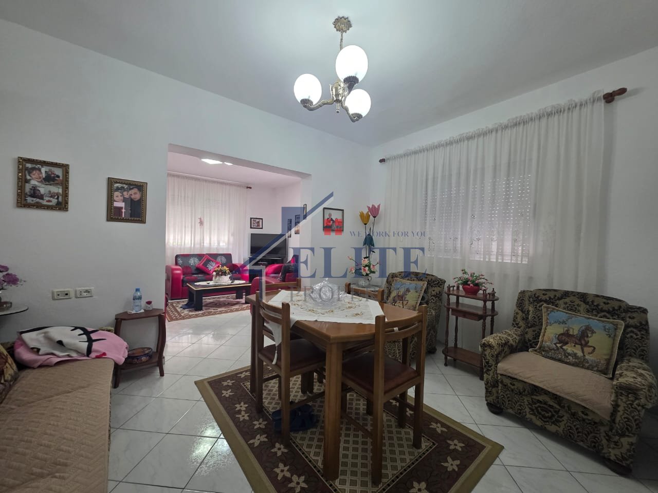 Via Fortuzi (Vicino alla Scuola Jeronim De Rada), appartamento 2+1 in vendita