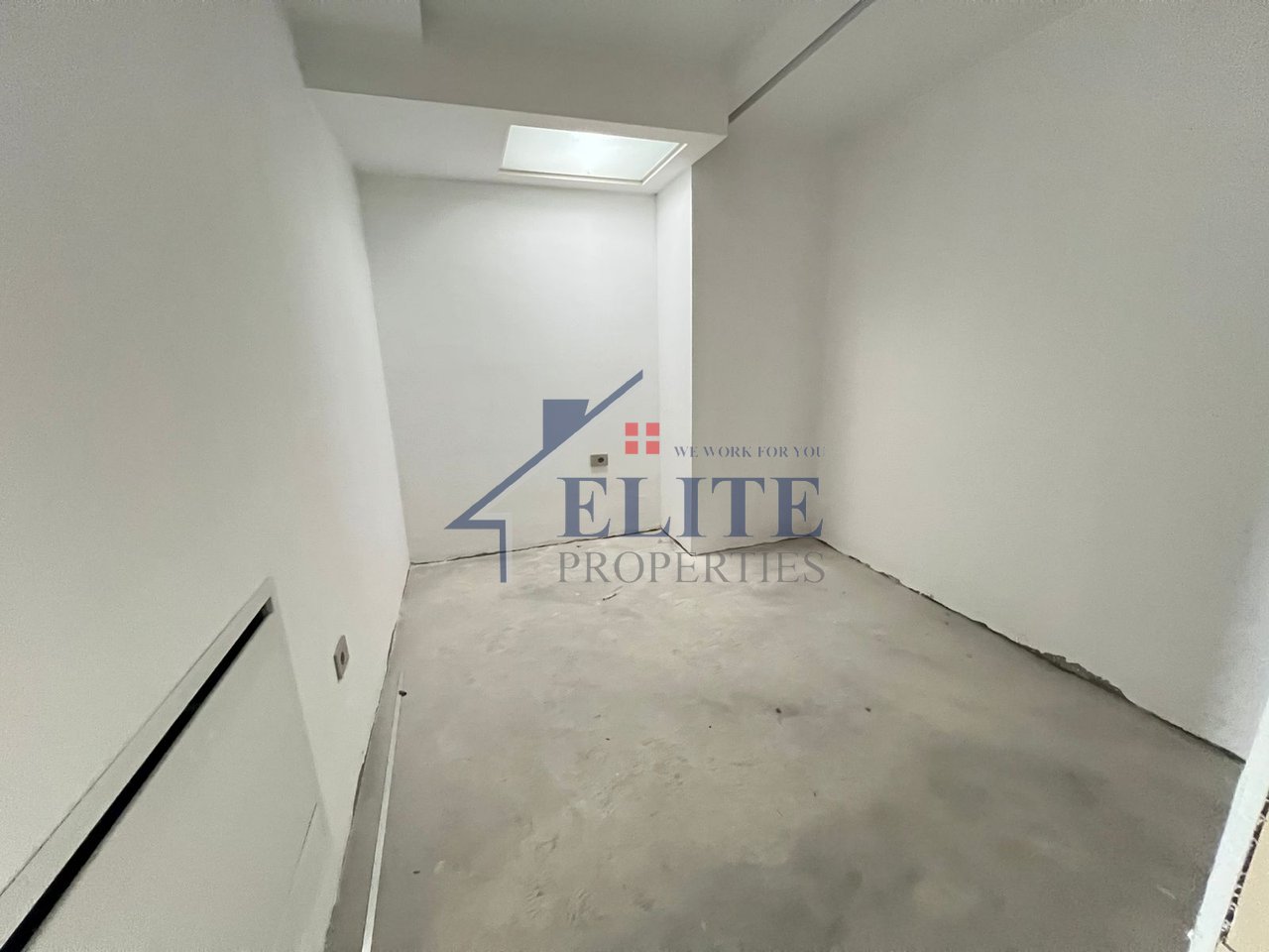 Panorama kompleks, apartament 3+1 ne shitje