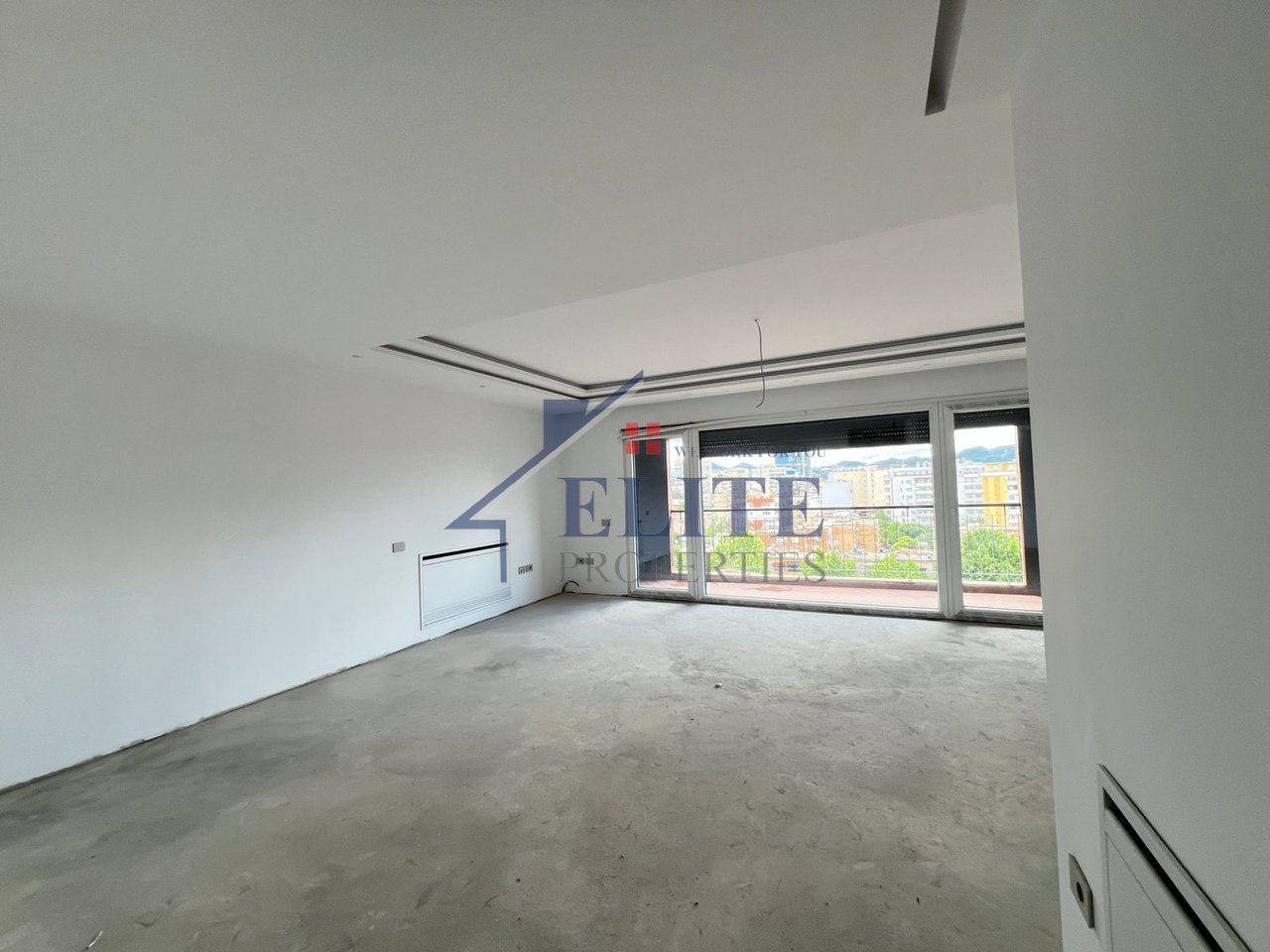Panorama kompleks, apartament 3+1 ne shitje