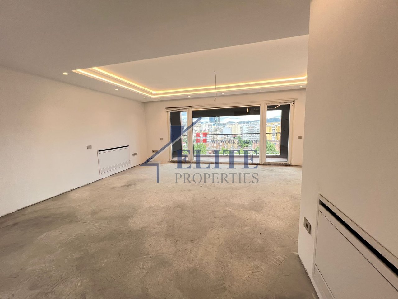 Panorama kompleks, apartament 3+1 ne shitje