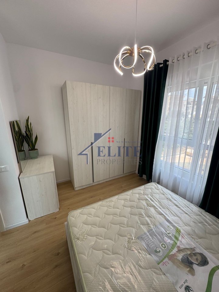 Residenza Kadiu, appartamento con una camera da letto in affitto