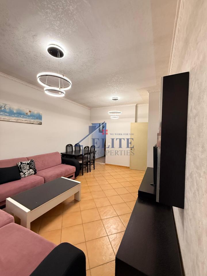 Tregu i Ri Elektrik, apartament 1+1 në shitje