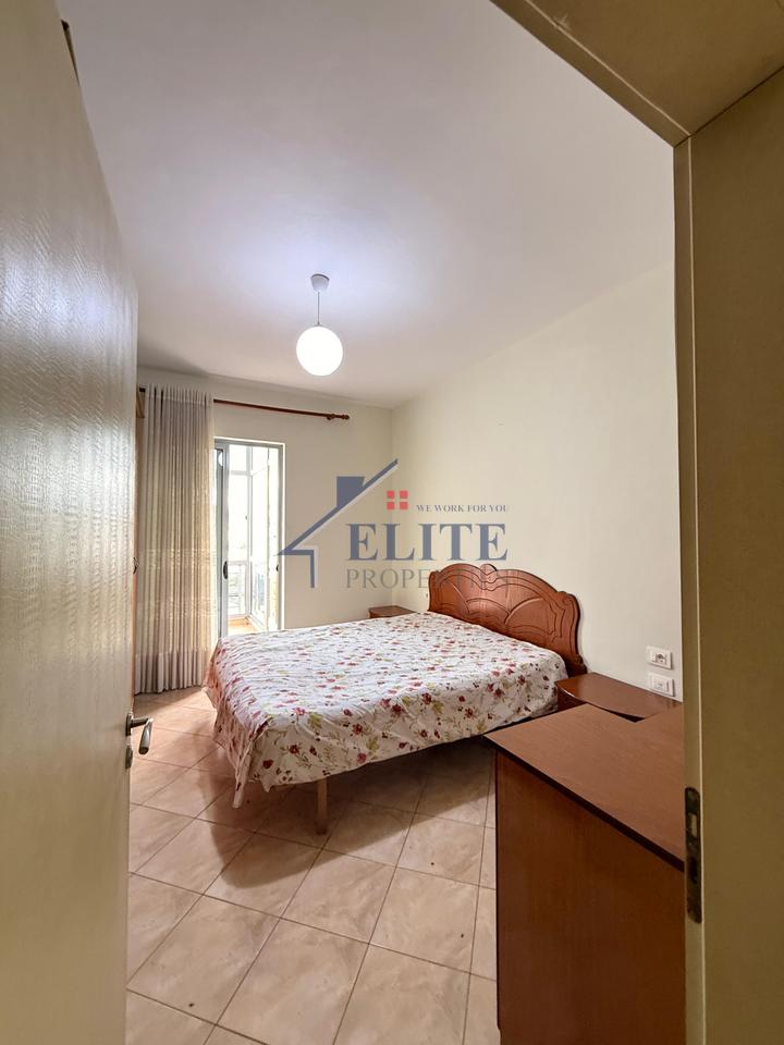 Tregu i Ri Elektrik, apartament 1+1 në shitje