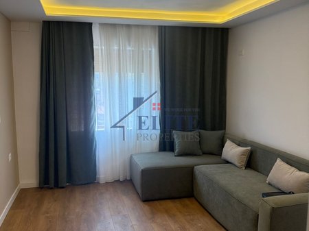 Qender, tre apartamente 1+1 ne shitje