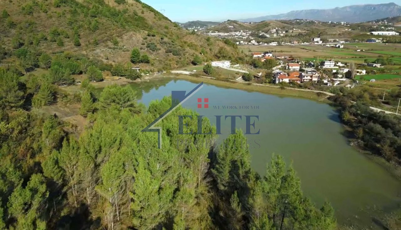 Vaqarr– tokë në shitje, pranë Liqenit të Damjanit
