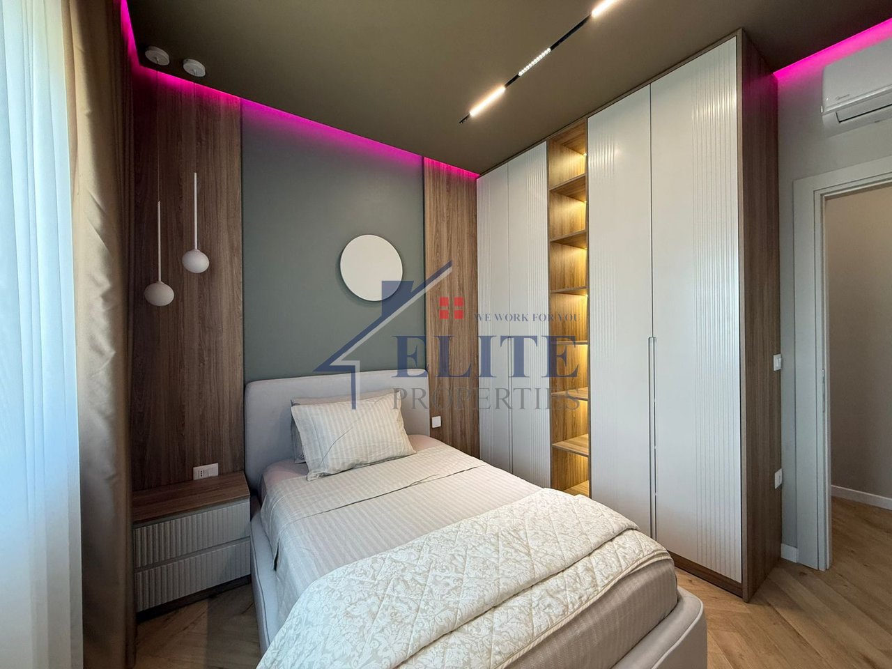 Fusha e Aviacionit, modern two bedroom apartment for rent