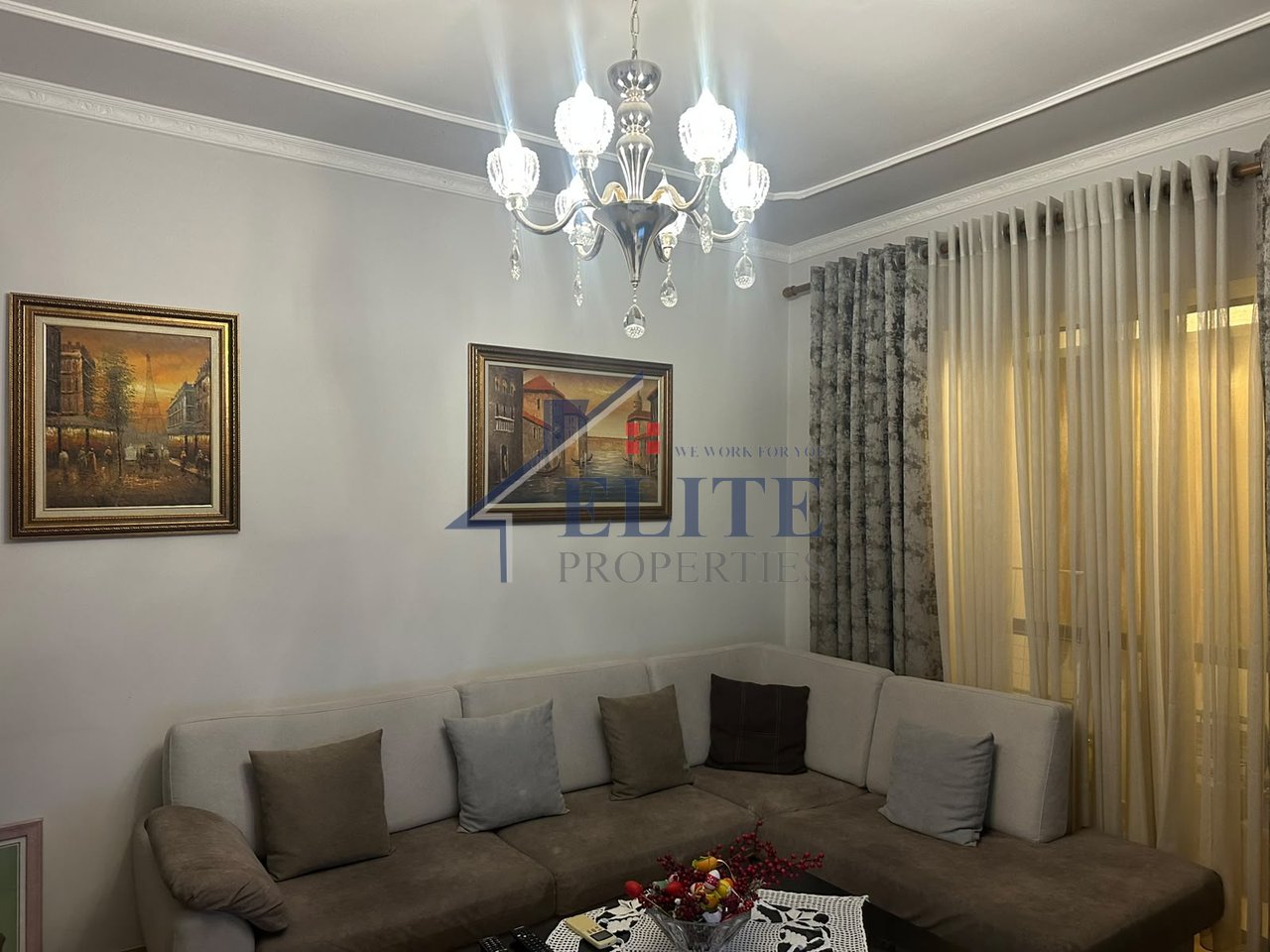 Zogu i Zi – apartament 1+1 me qira, pranë Gazhelit