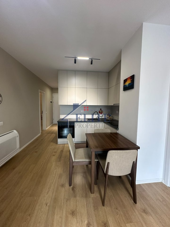 Via "Siri Kodra", nella Residenza Siri, viene affittato un appartamento 1+1