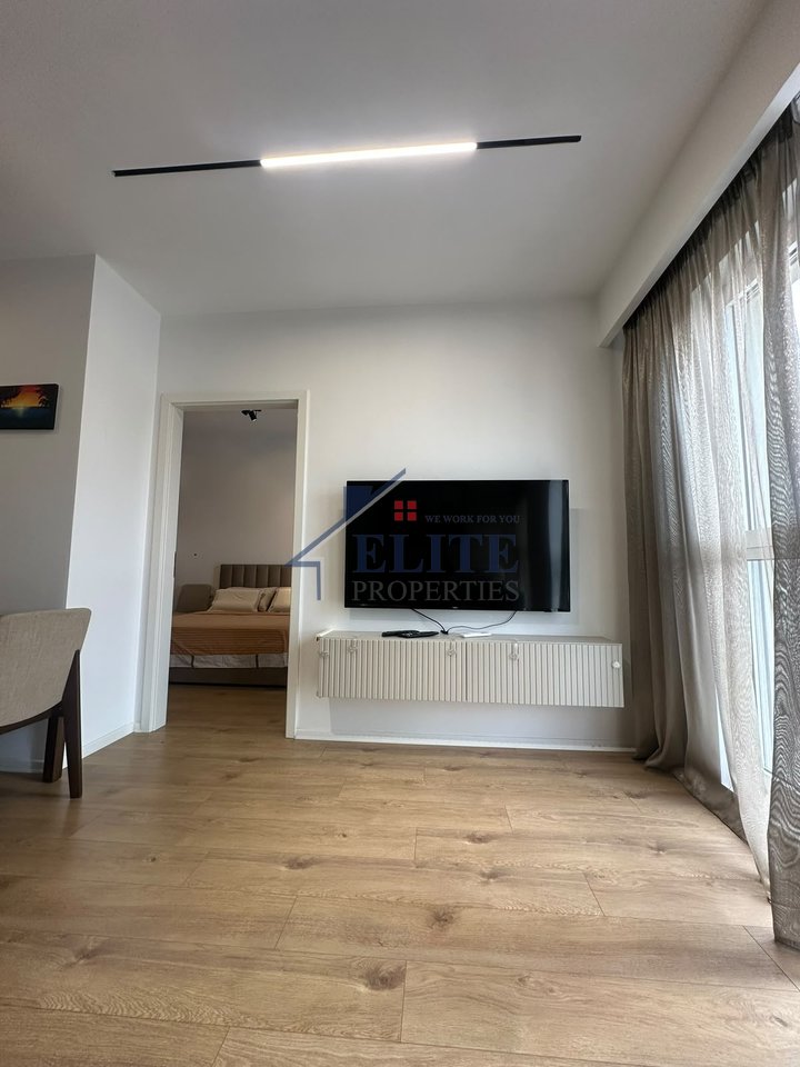 Via "Siri Kodra", nella Residenza Siri, viene affittato un appartamento 1+1