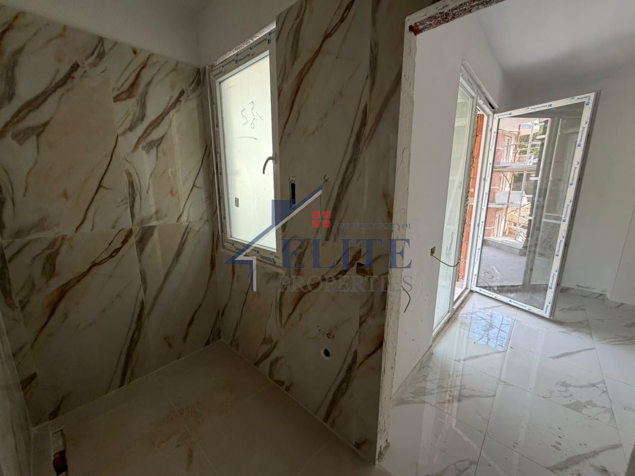 Lake Side – Lago Secco, appartamento 2+1 in vendita