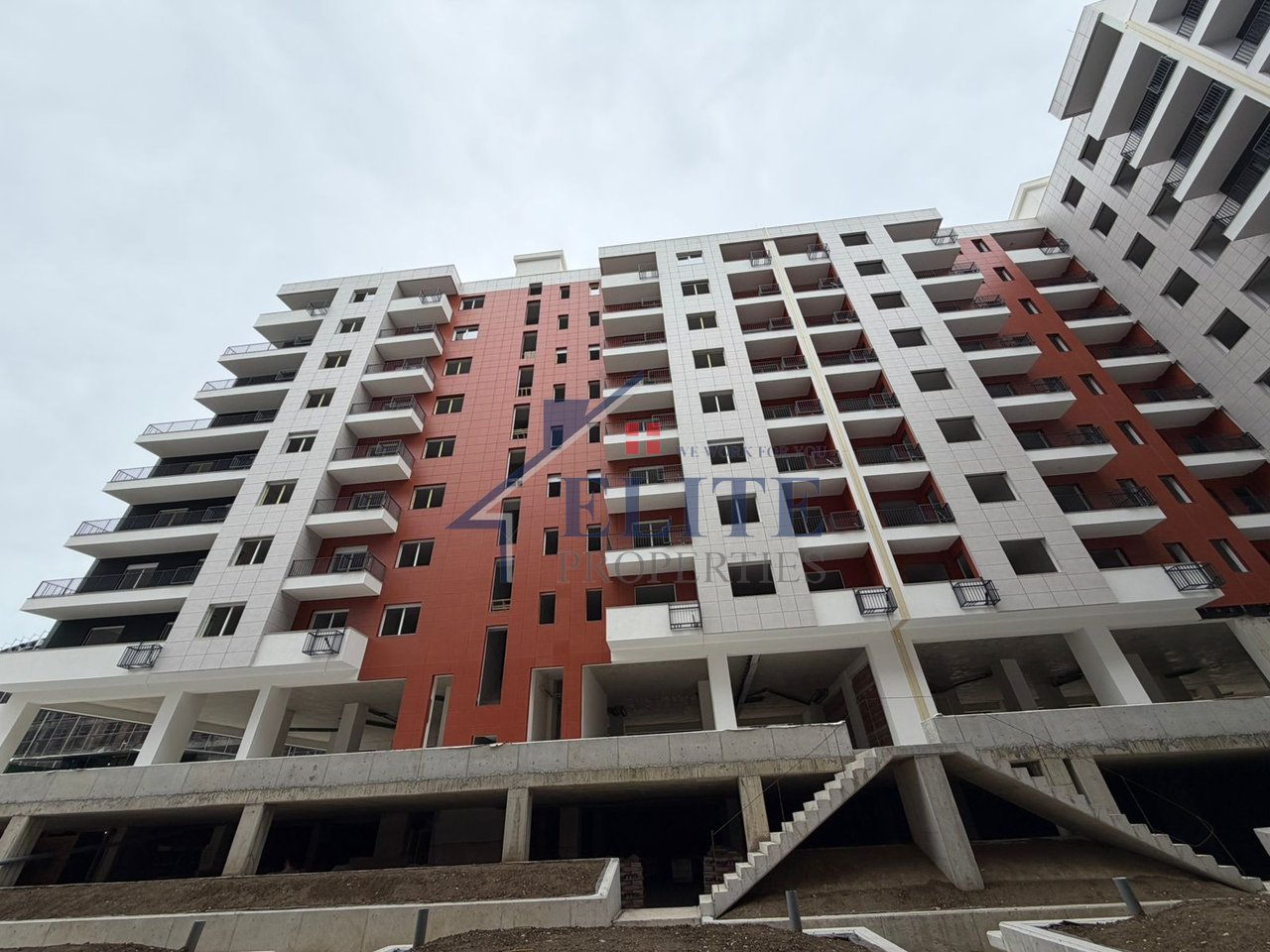 Space City Complex, apartament 1+1 në shitje -Paskuqan