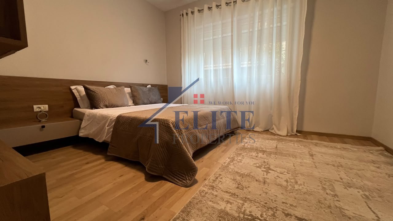 Qender, apartament 2+1 me qera