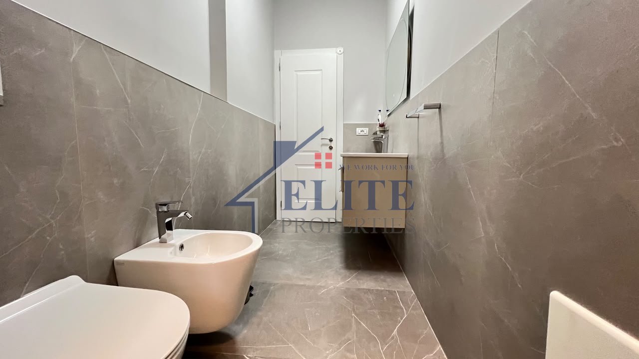 Qender, apartament 2+1 me qera