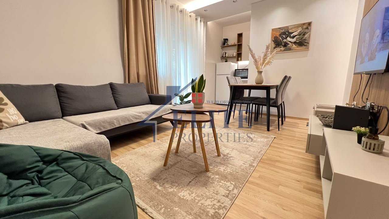 Qender, apartament 2+1 me qera