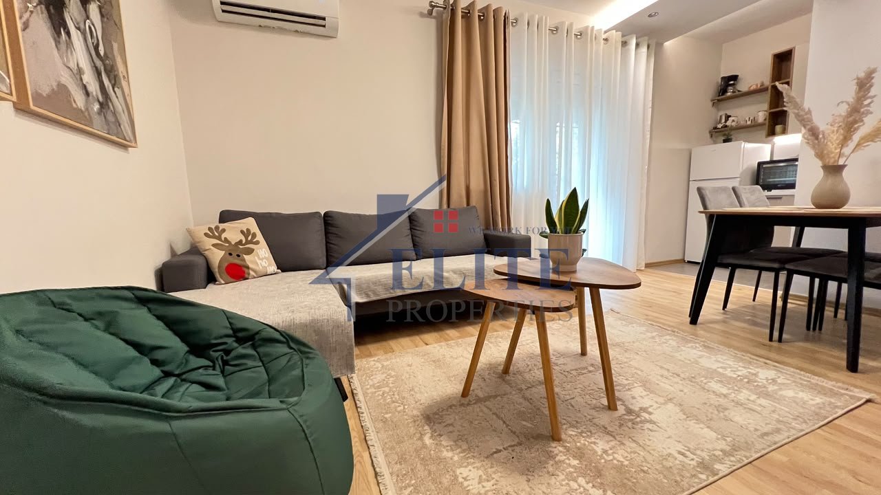 Qender, apartament 2+1 me qera
