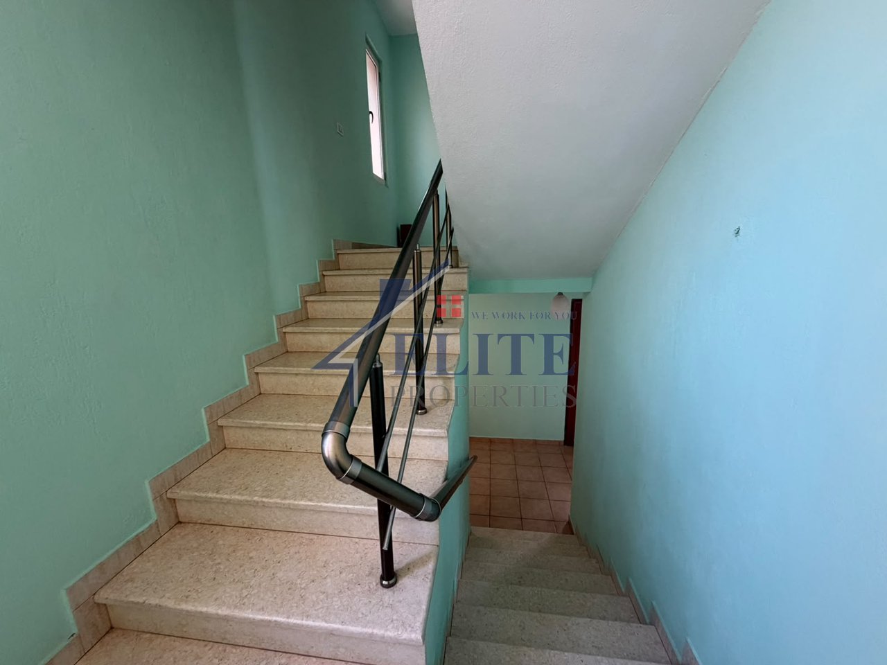 Villa su 3 piani in affitto a Kodren e Priftit