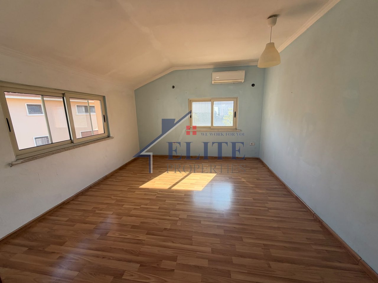 Villa su 3 piani in affitto a Kodren e Priftit