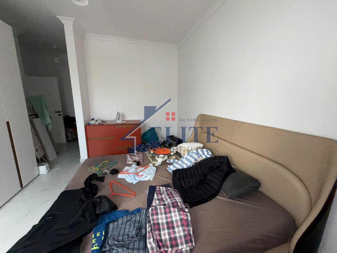 Ish-Fusha e Aviacionit, apartament 3+1 në shitje