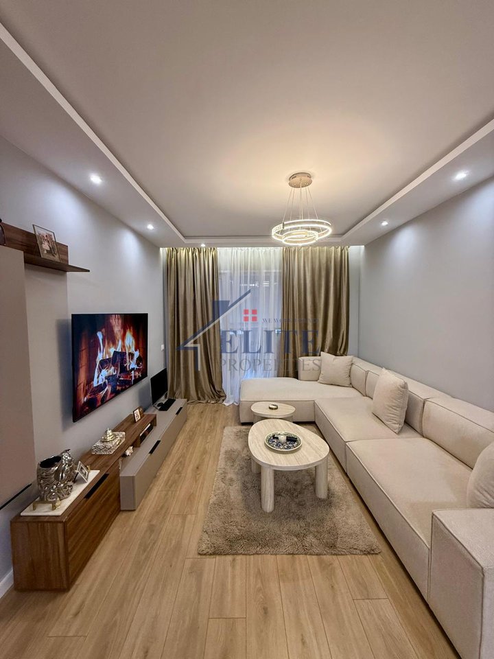 Complex E-88, 1+1 apartment for sale - Dritan Hoxha Street