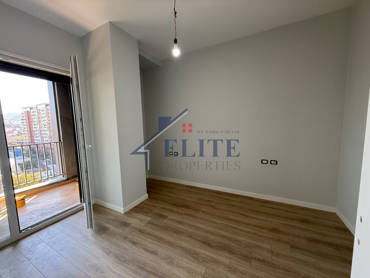 Rezidenca Henke, apartament 1+1 në shitje - përballë Spitalit Amerikan 3