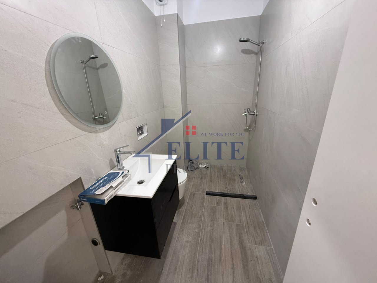 Rezidenca Henke, apartament 1+1 në shitje - përballë Spitalit Amerikan 3